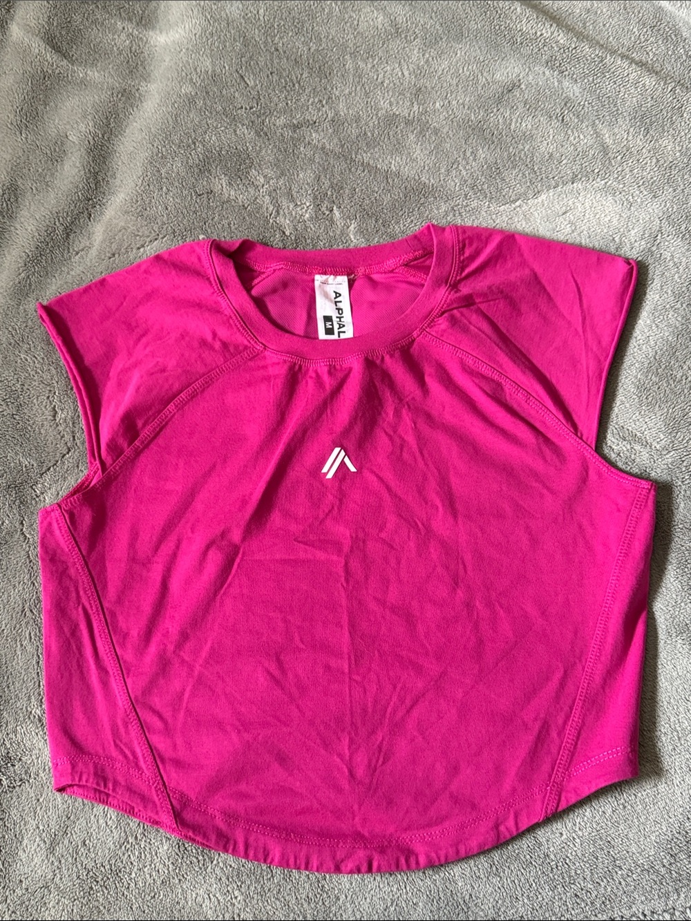 Alphalete Fuchsia Performance Tee